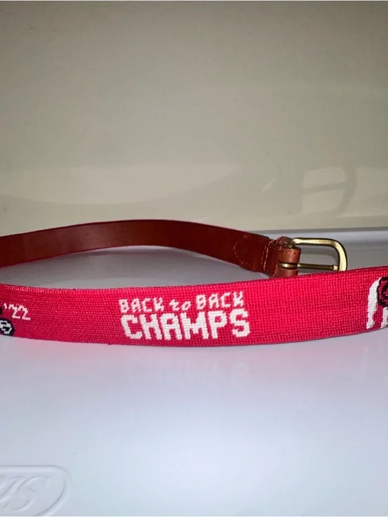 Smathers & Branson UGA Champs Hand-stitched Needlepoint Belt with Leather Trim - Picture 4 of 9